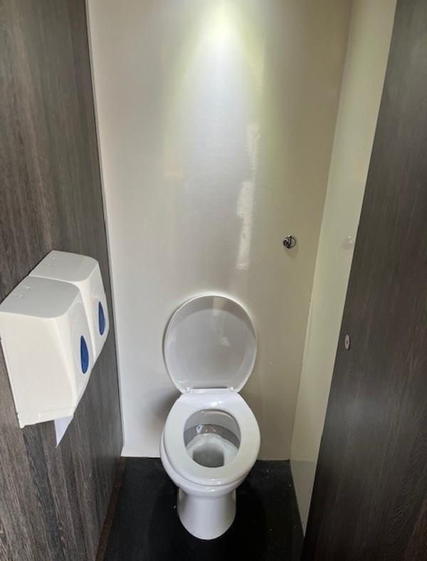 5c3e4574-52b3-404e-b8d9-9ca25f0e03d3